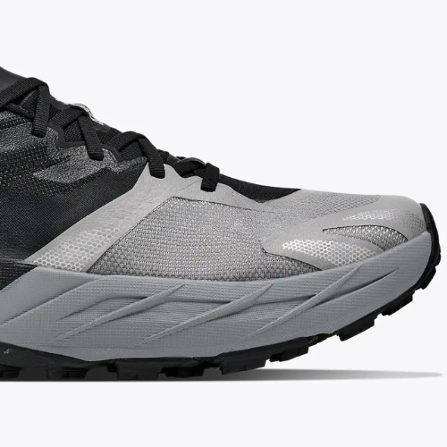 Speedgoat 7 Black Stellar
